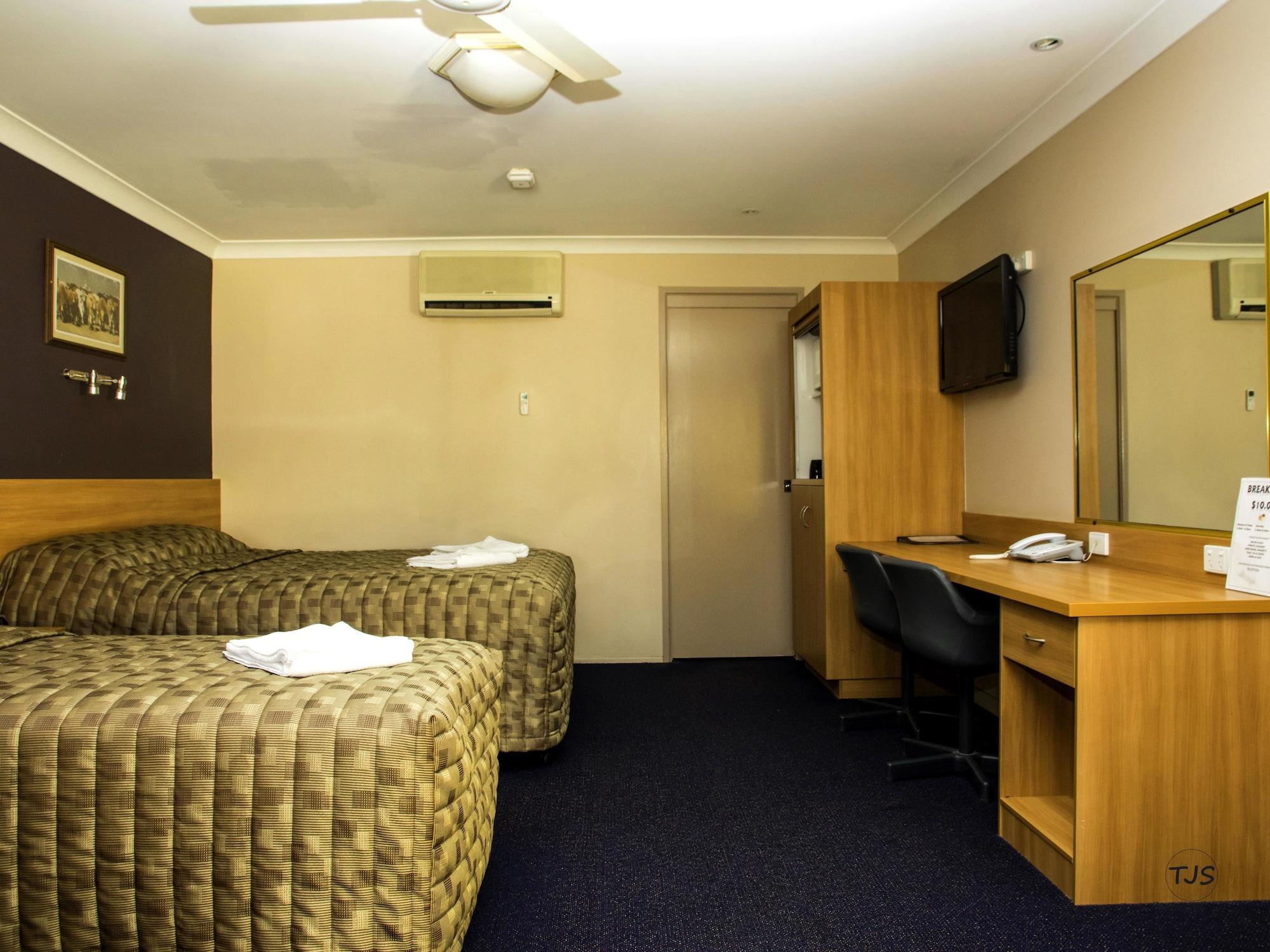 Sunpalms Motel Rockhampton Exterior photo