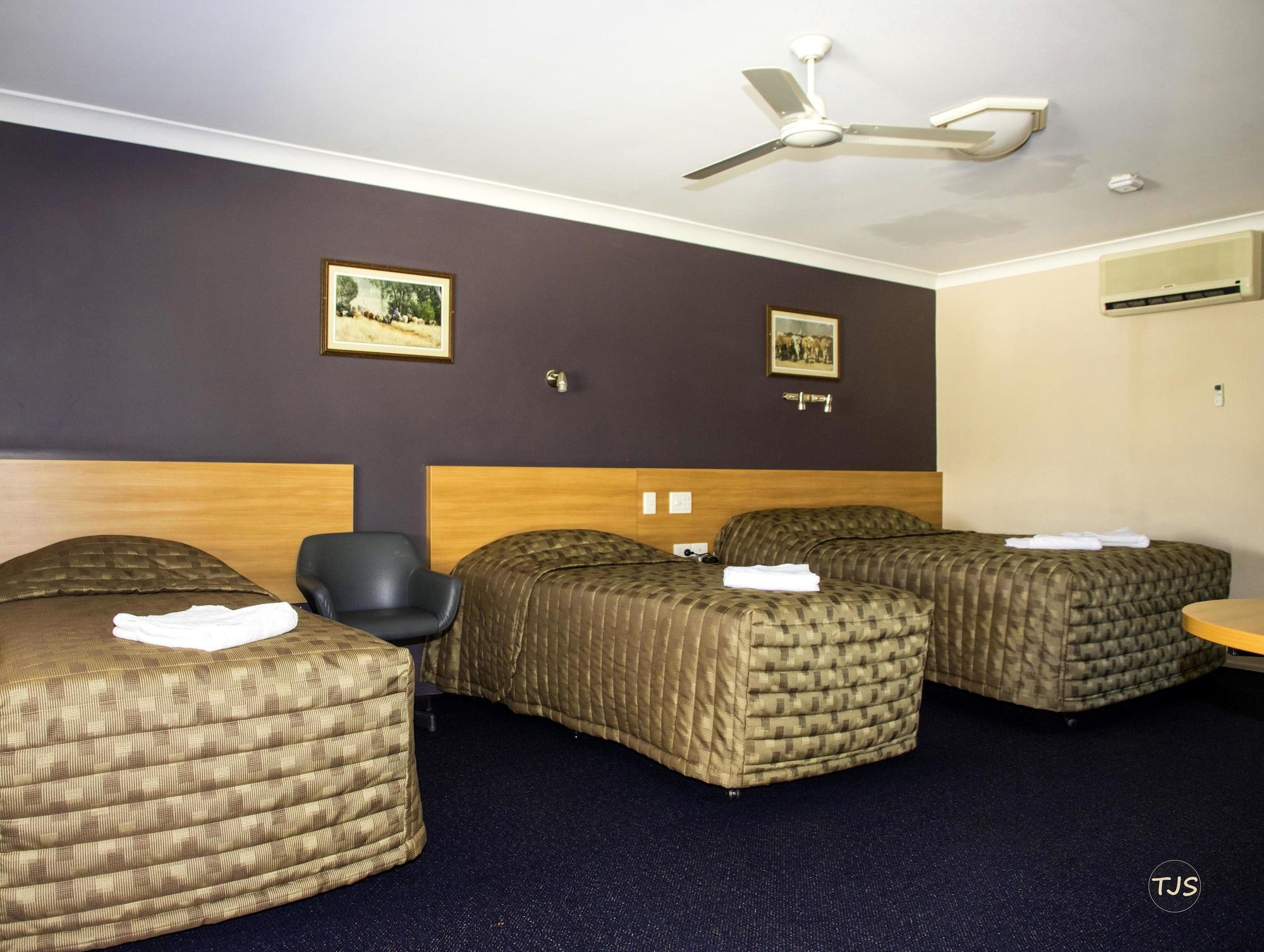 Sunpalms Motel Rockhampton Exterior photo