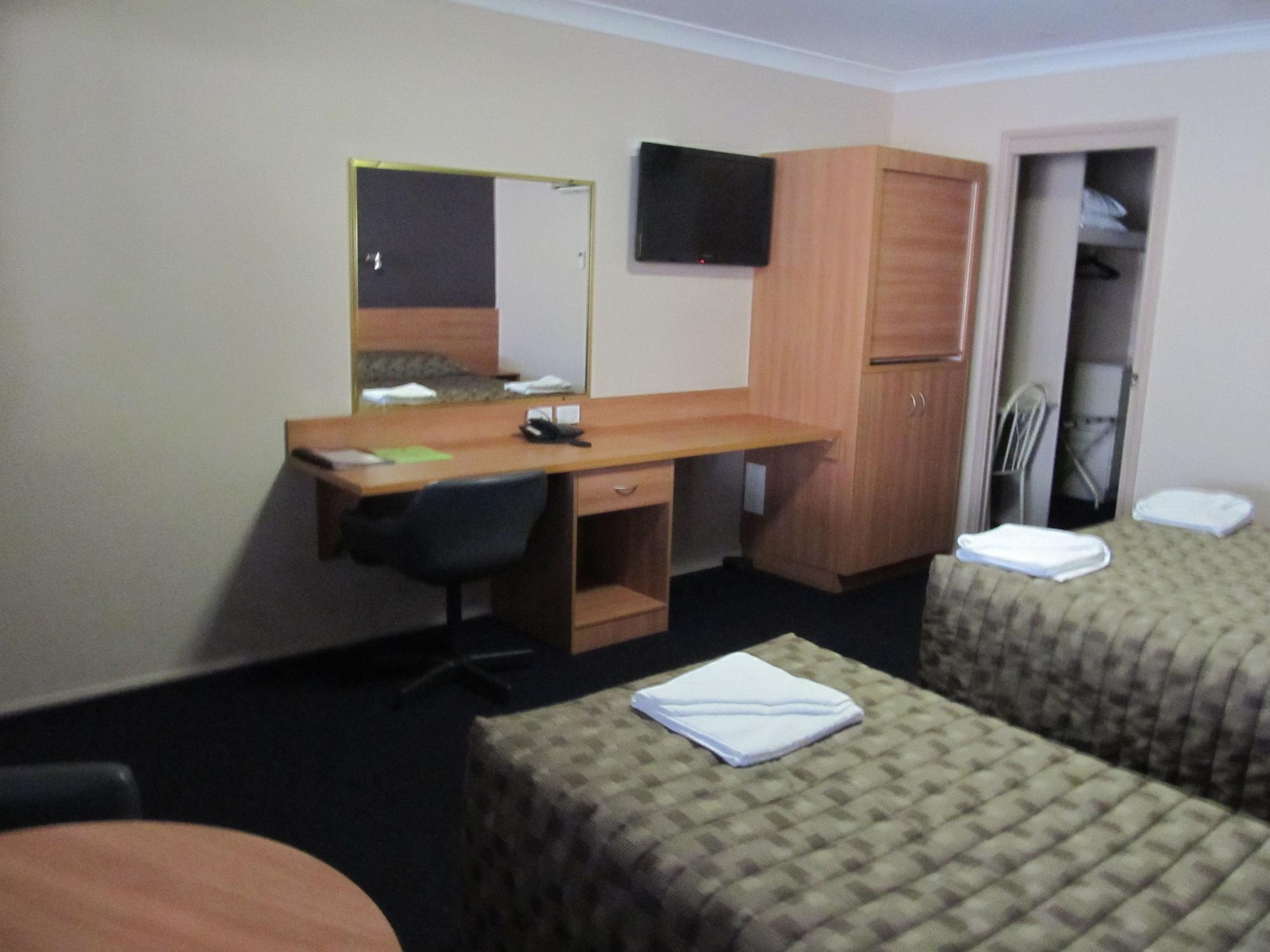 Sunpalms Motel Rockhampton Exterior photo
