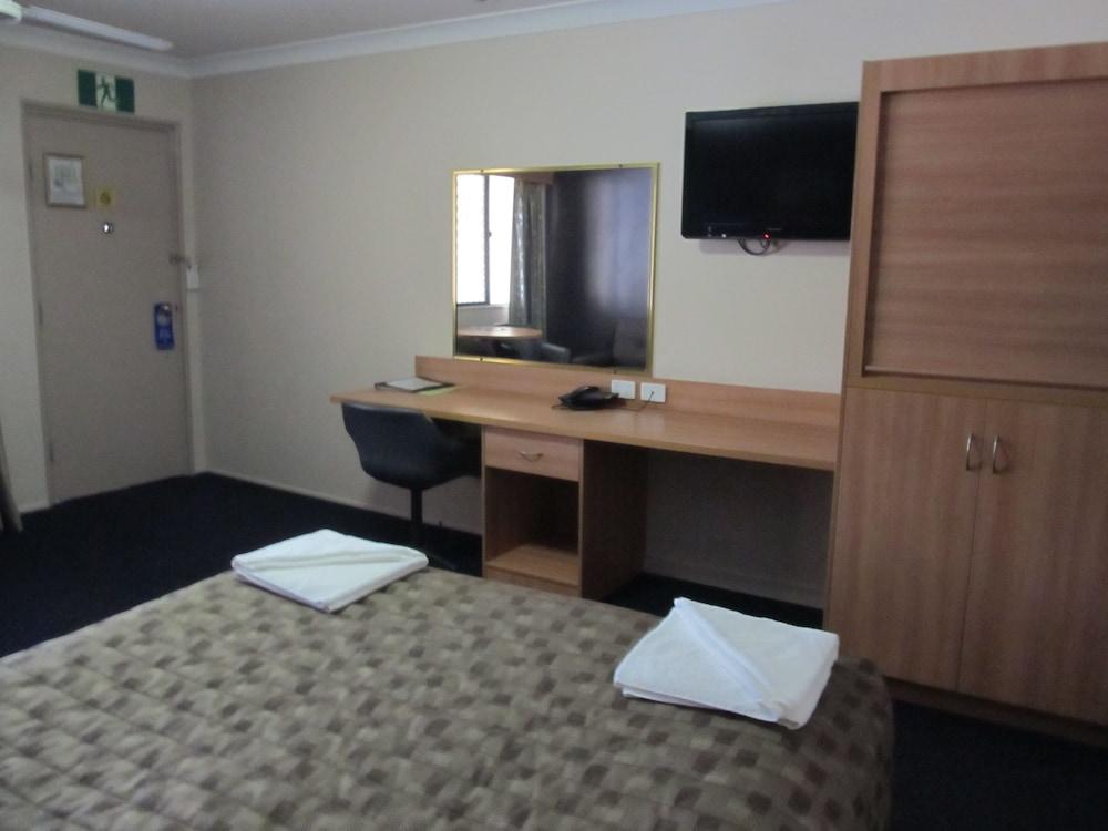 Sunpalms Motel Rockhampton Exterior photo