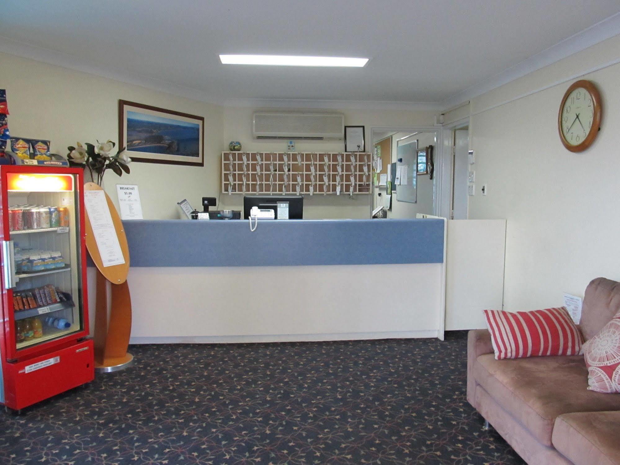 Sunpalms Motel Rockhampton Exterior photo